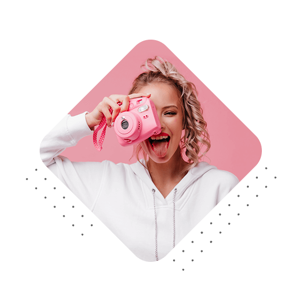 chica con blanqueamiento dental